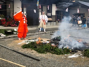 秋法要　柴燈護摩2